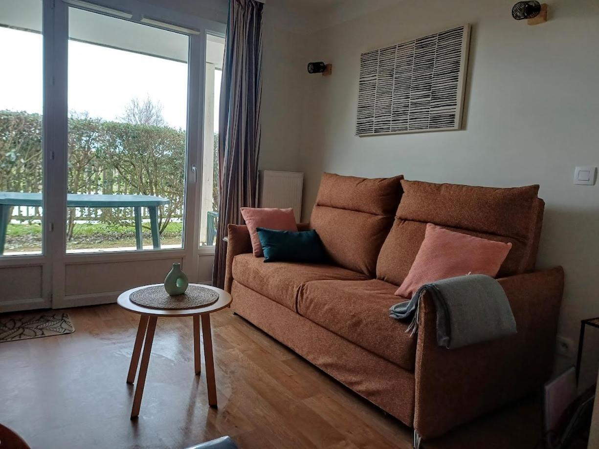 Le 501 F2 De Plain-Pied Avec Terrasse Apartment Courseulles-sur-Mer Bagian luar foto